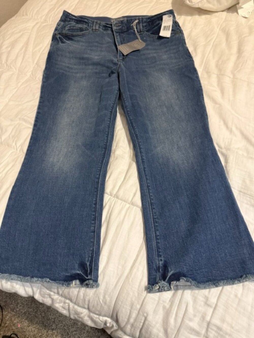 Wit & Wisdom Tatum AbSolution Cropped Flare Jeans Womens 16 NWT High Rise